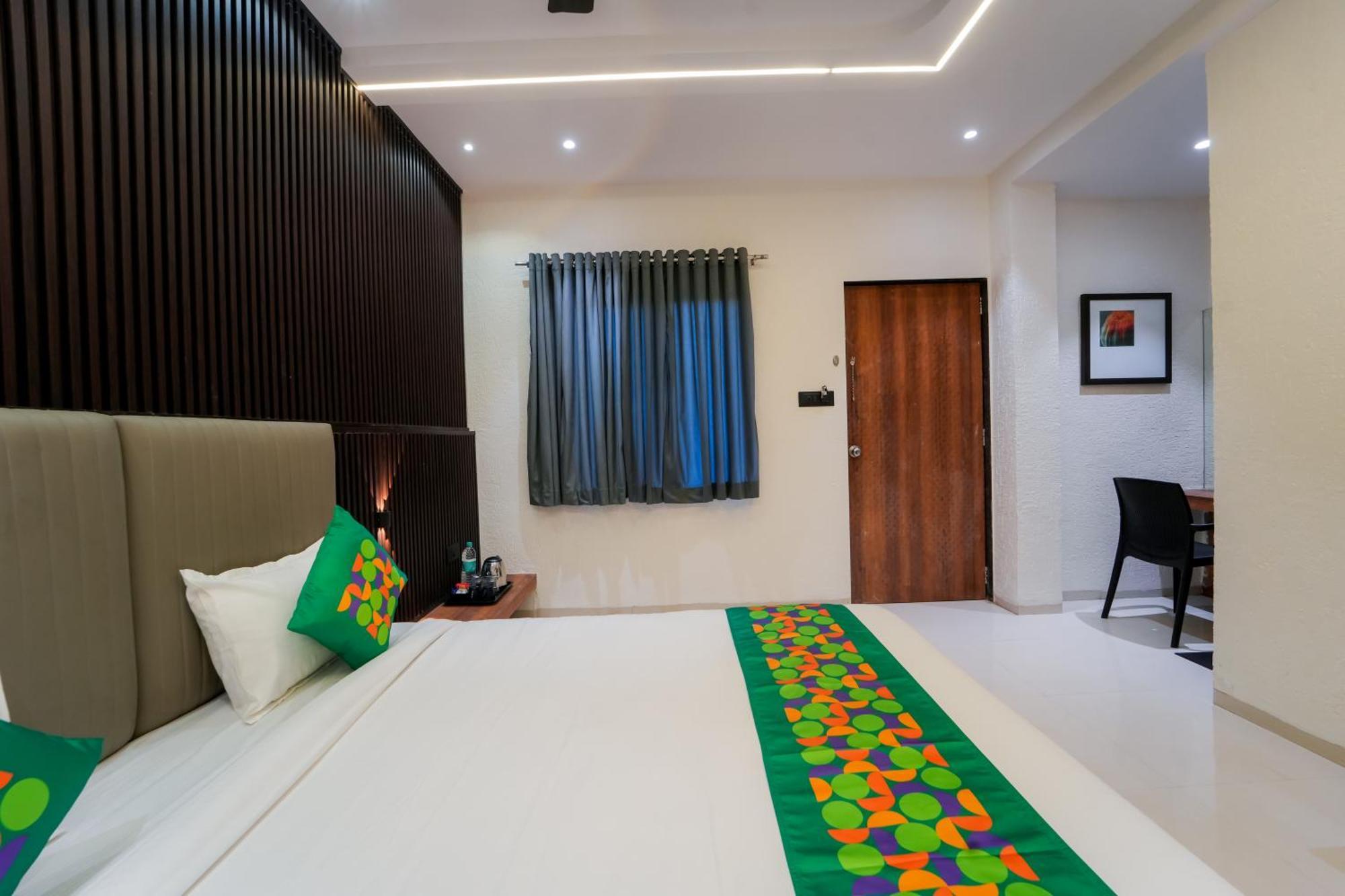 Treebo Iceberg Hotel Mahabaleshwar Exterior photo