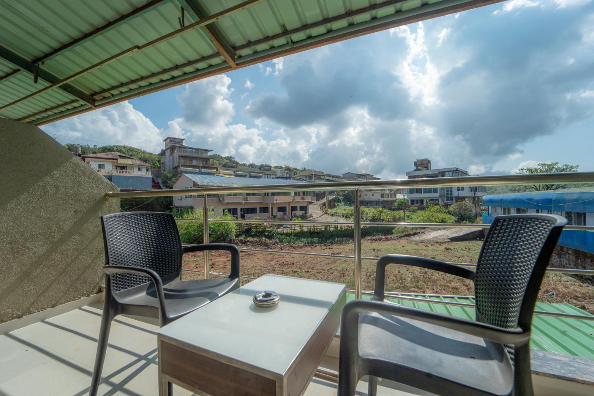 Treebo Iceberg Hotel Mahabaleshwar Exterior photo
